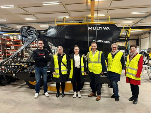 HR-verkosto kokoontui Dometalilla: keskustelua johtamisesta ja hallitustyöstä